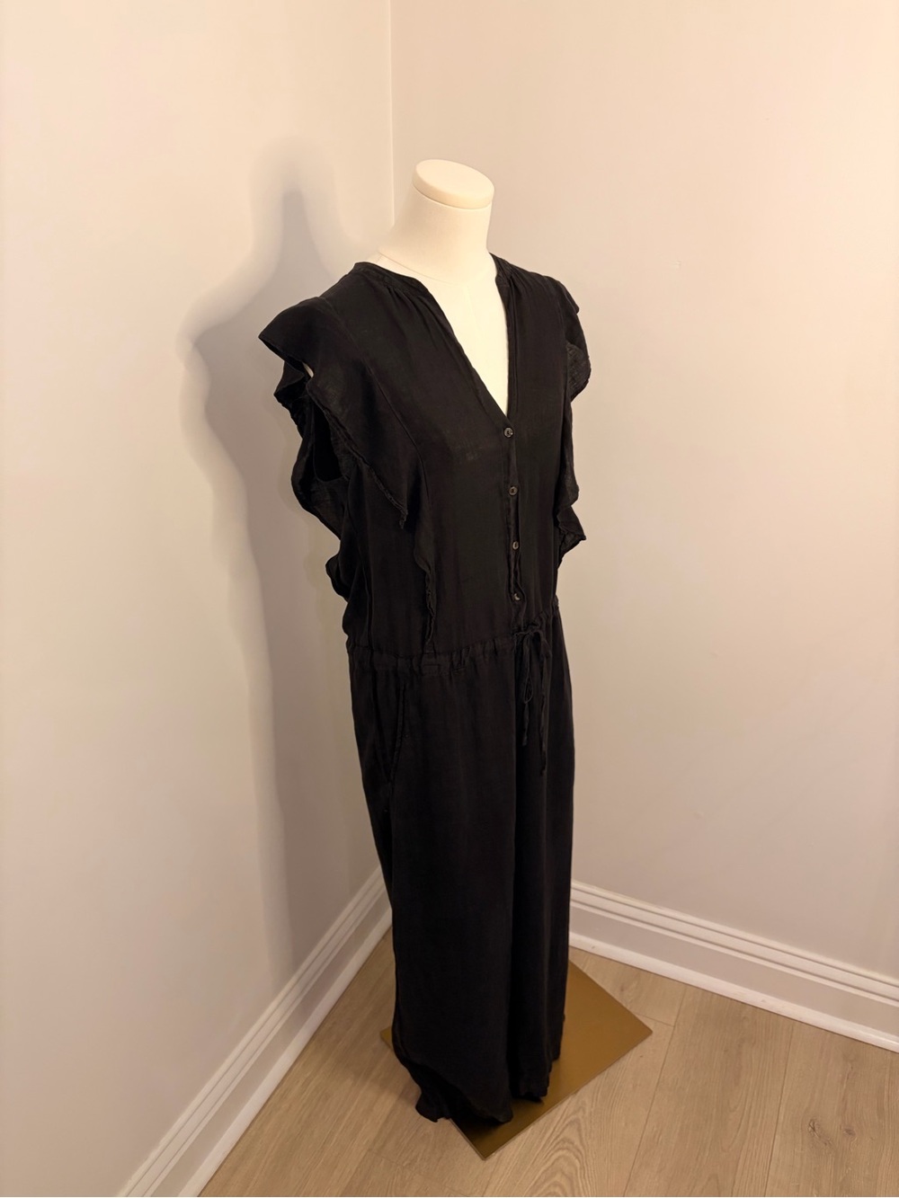 Velvet By Graham & Spencer Black Linen Ruffle Sleeve Jumpsuit Size Small - Picture 3 of 15